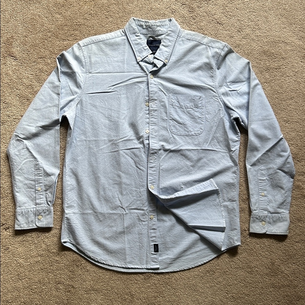 Men’s AE shirt